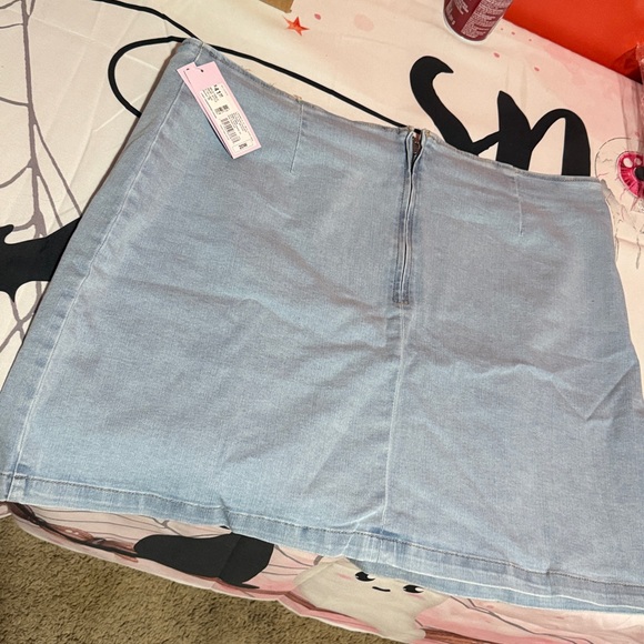 Wild Fable Sz 20w Light Denim Mini Skirt With Side Slit. NWT - Picture 3 of 8